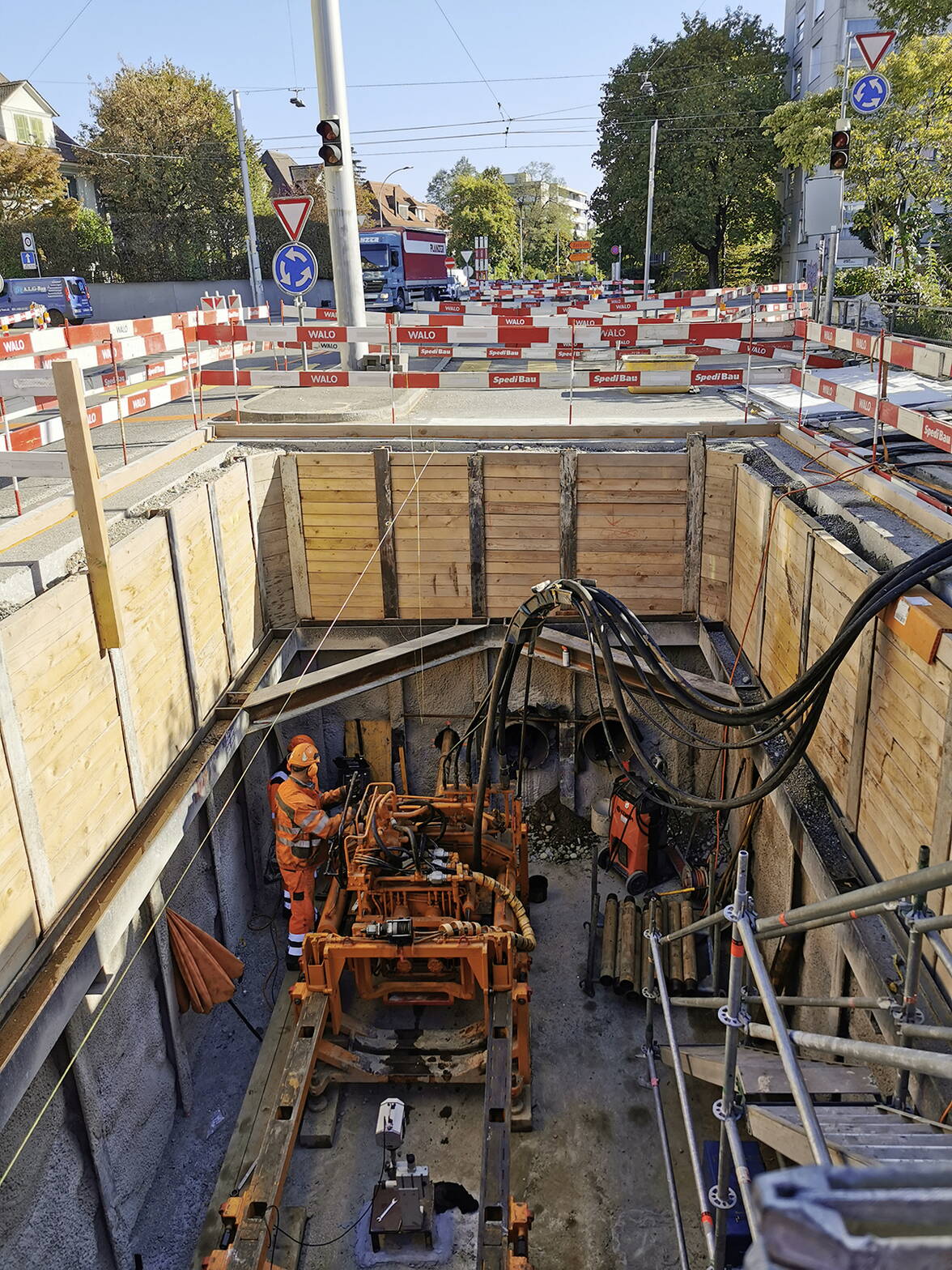 buemplizstrasse_tunnelbohrmaschine_web.jpg Tunnelbohrmaschine am Kreisel Bümplizstrasse